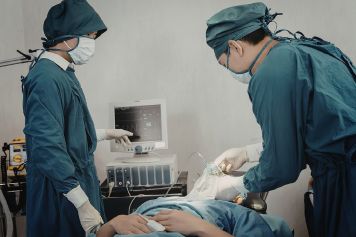 Vitreoretinal surgery