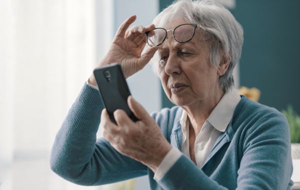 Common Vision Problems in Aging Adults