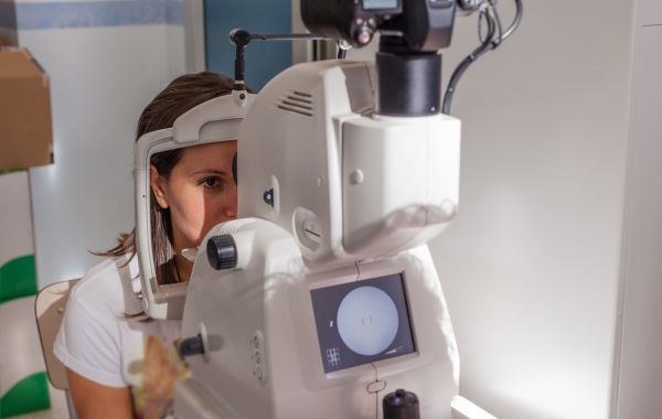 Artificial Intelligence in Retinal Disease Diagnosis